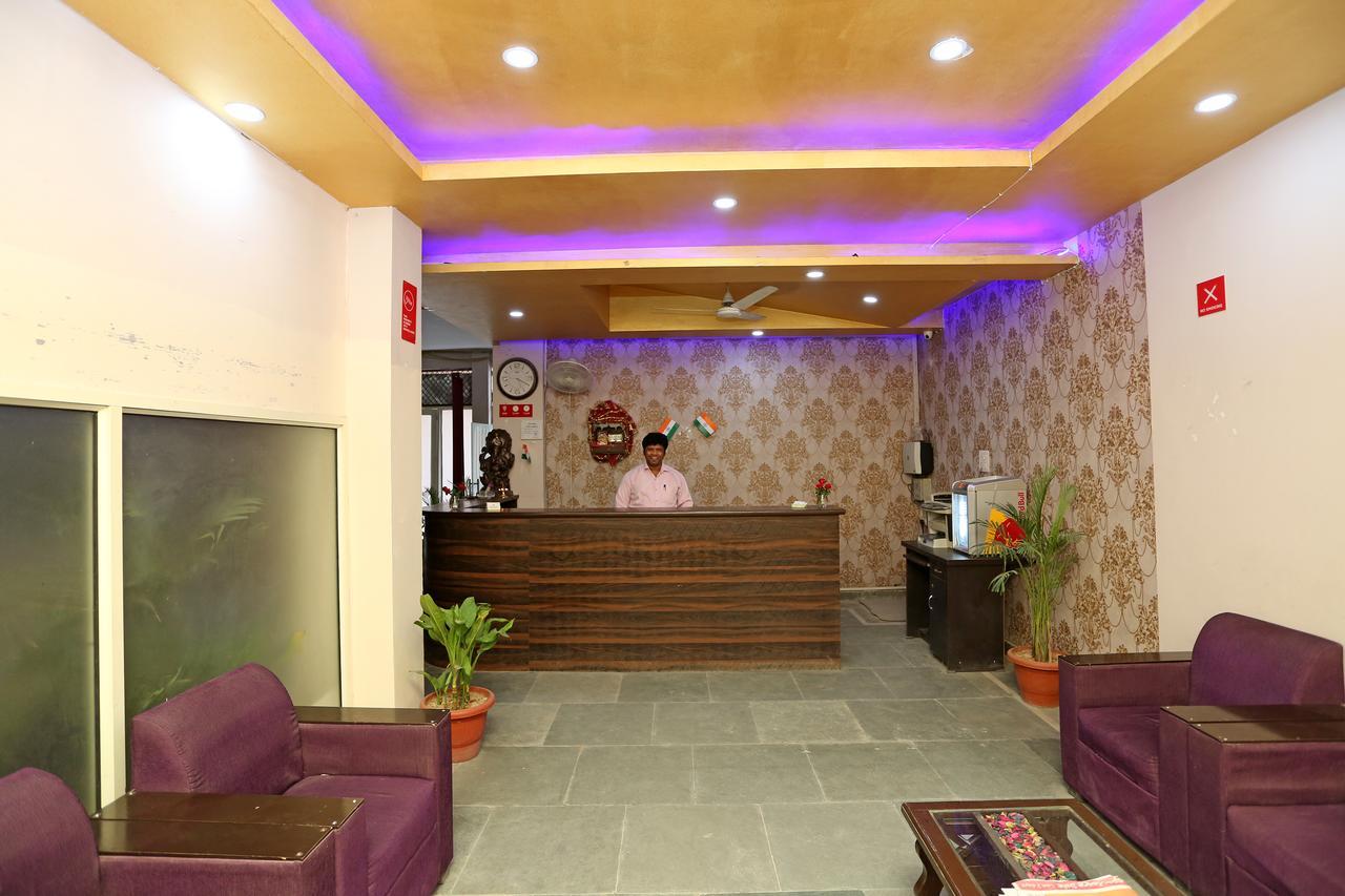 Hotel Avalon Ню Делхи Екстериор снимка